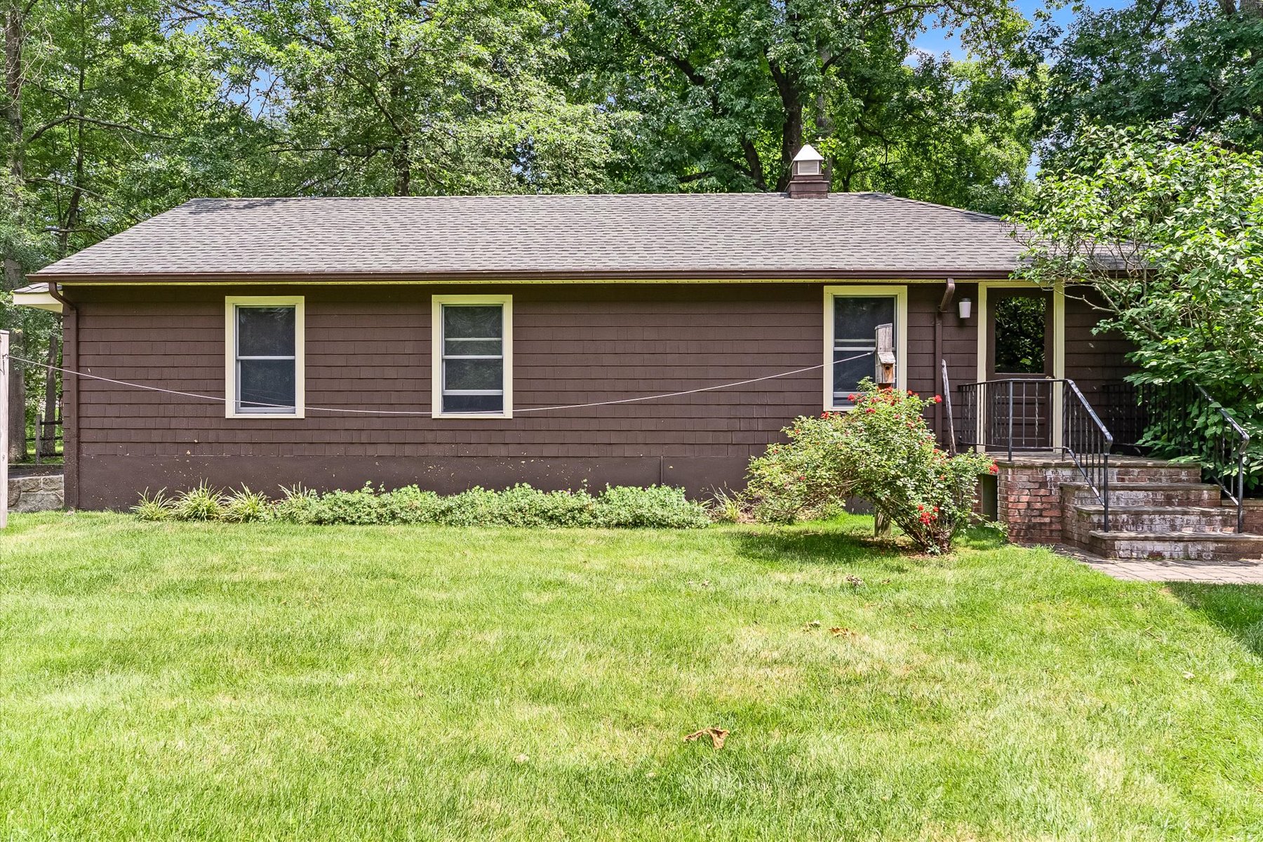  Authentic Craftsman-Style Property Offers Timeless Character - 物件實景