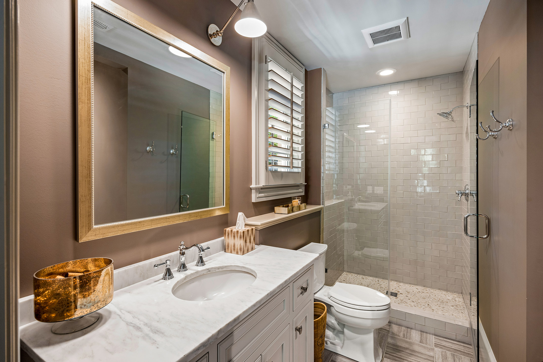  Buckhead Estate Pairs Architectural Presence with Richly Layered Interiors - 物件實景