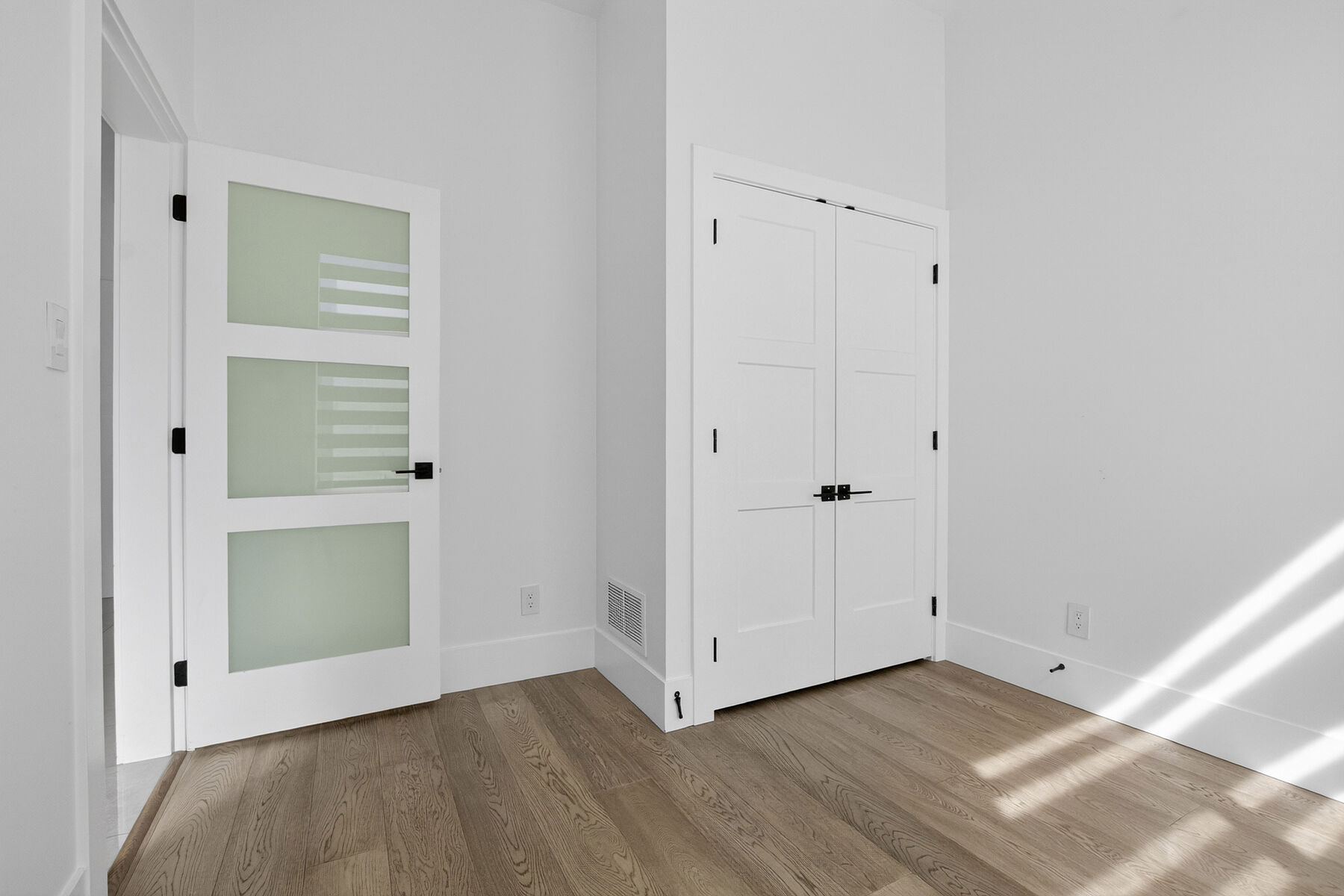  Spacious & Bright - 物件實景