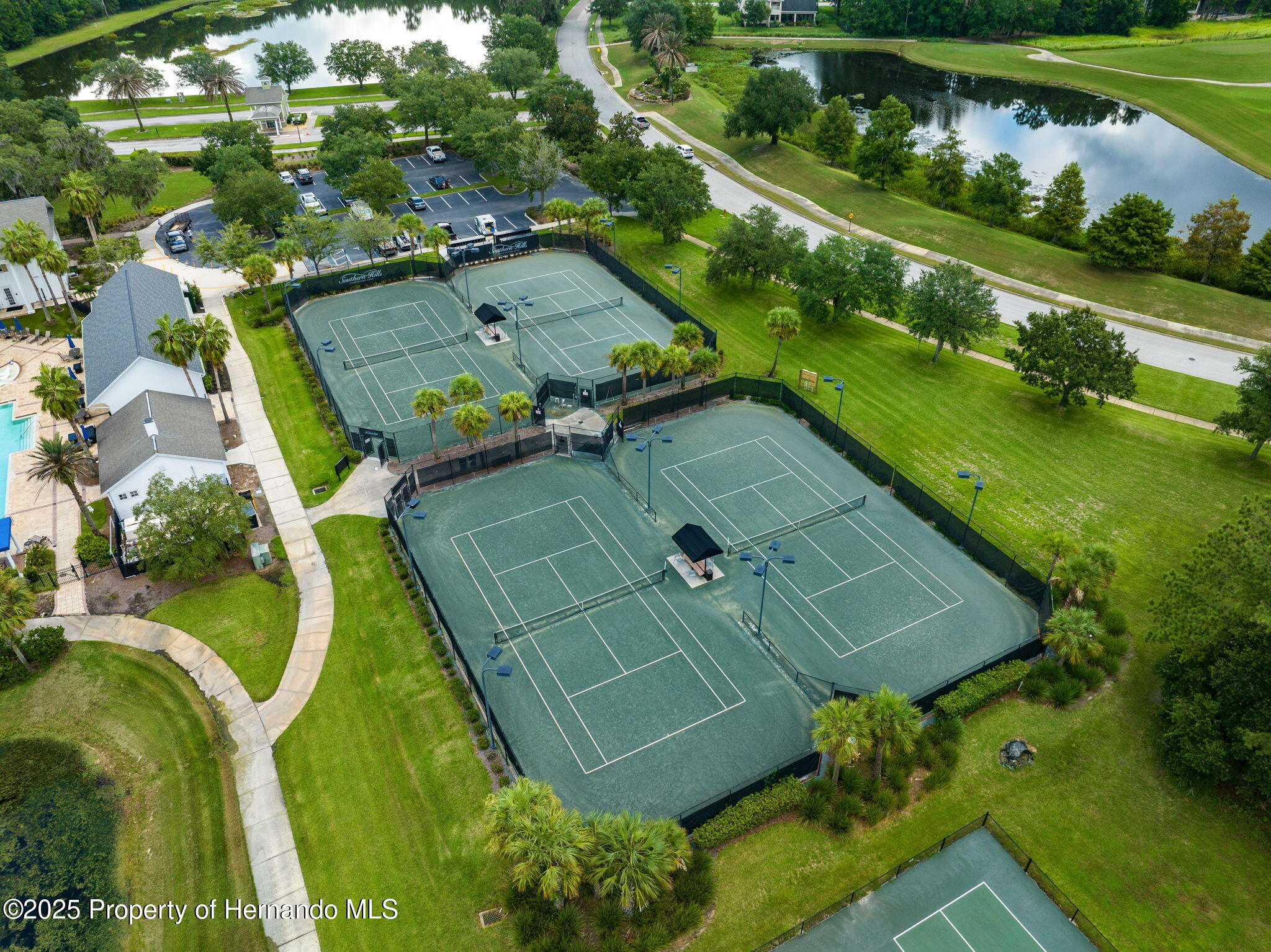 Brooksville, Florida, 34601, United States, 2 Bedrooms Bedrooms, ,3 BathroomsBathrooms,Residential,For Sale,1975908