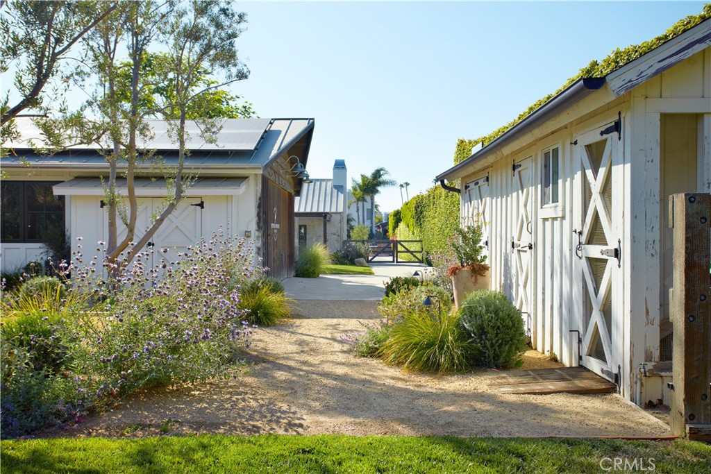Newport Beach, California, 92660, United States, 4 Bedrooms Bedrooms, ,3 BathroomsBathrooms,Residential,For Sale,1927269