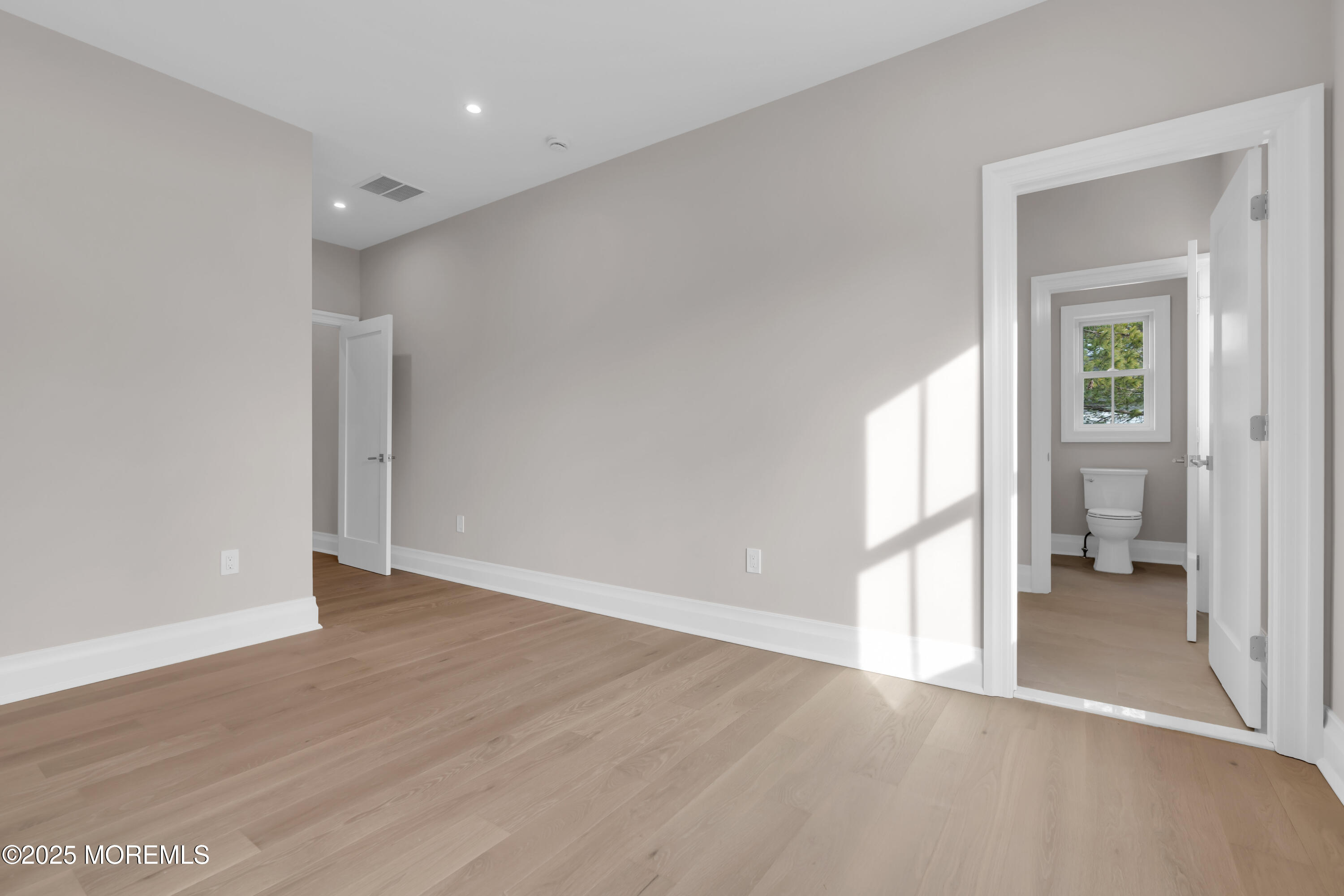 Little Silver, New Jersey, 07739, United States, 5 Bedrooms Bedrooms, ,5 BathroomsBathrooms,Residential,For Sale,2005340