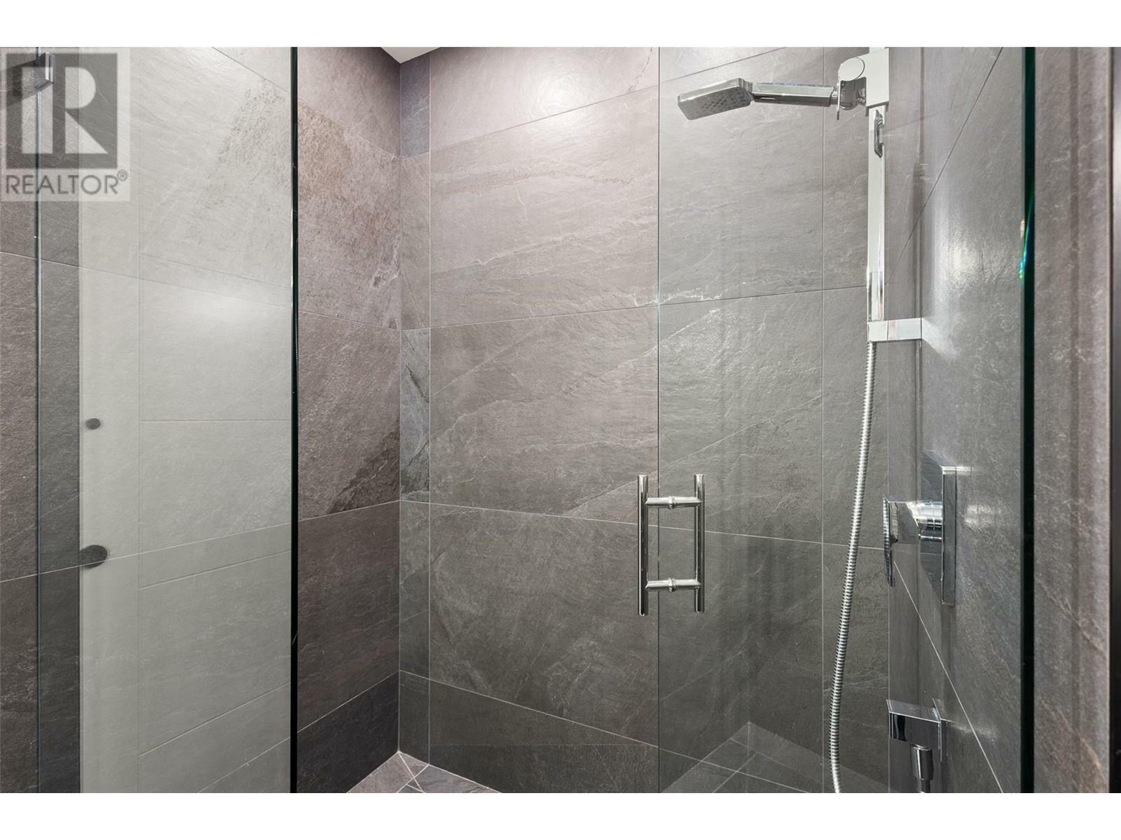 KELOWNA, British Columbia, V4V 1N4, CA, 4 Bedrooms Bedrooms, ,3 BathroomsBathrooms,Residential,For Sale,1859921