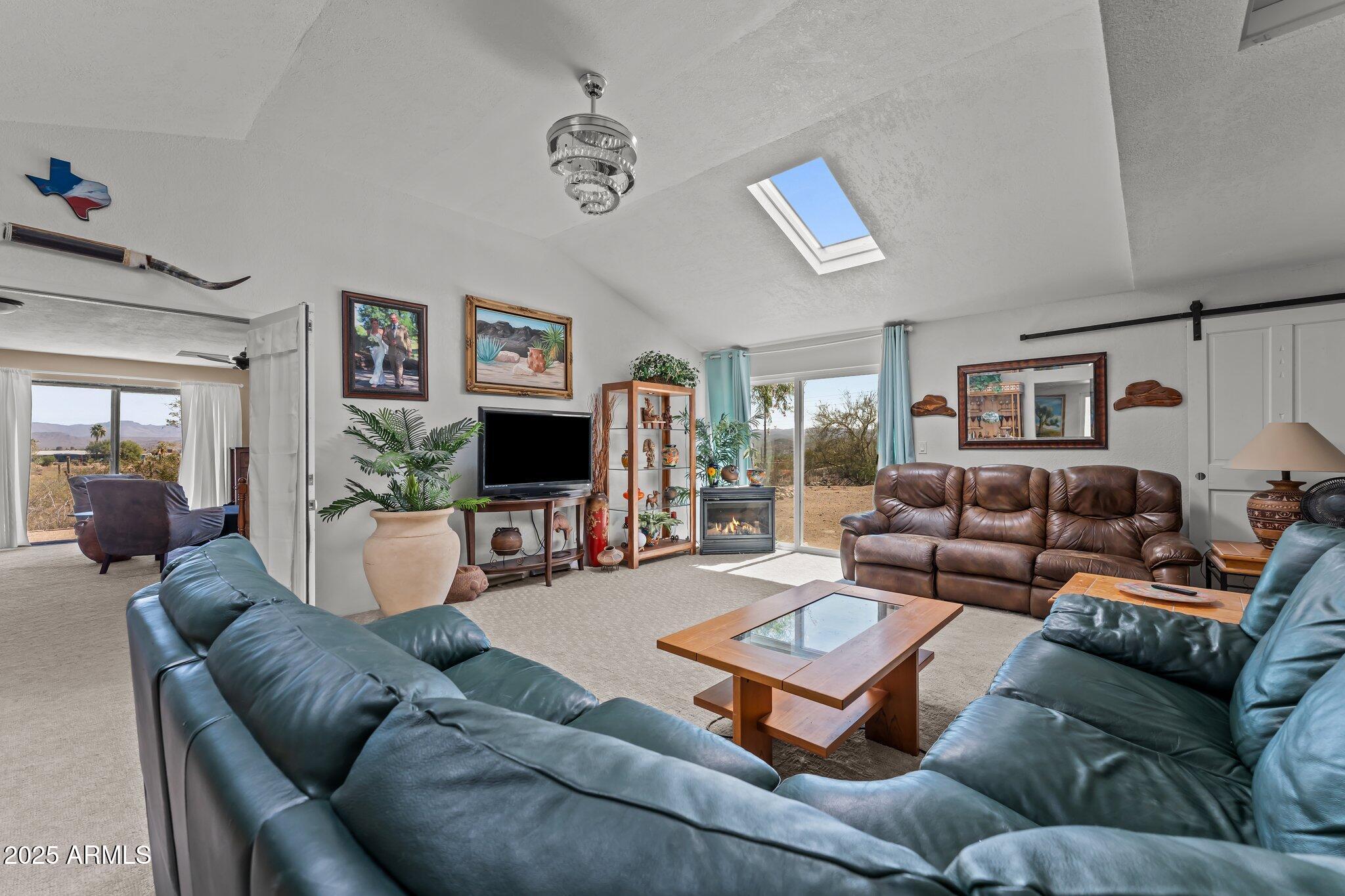 Wickenburg, Arizona, 85390, United States, 4 Bedrooms Bedrooms, ,4 BathroomsBathrooms,Residential,For Sale,1974877