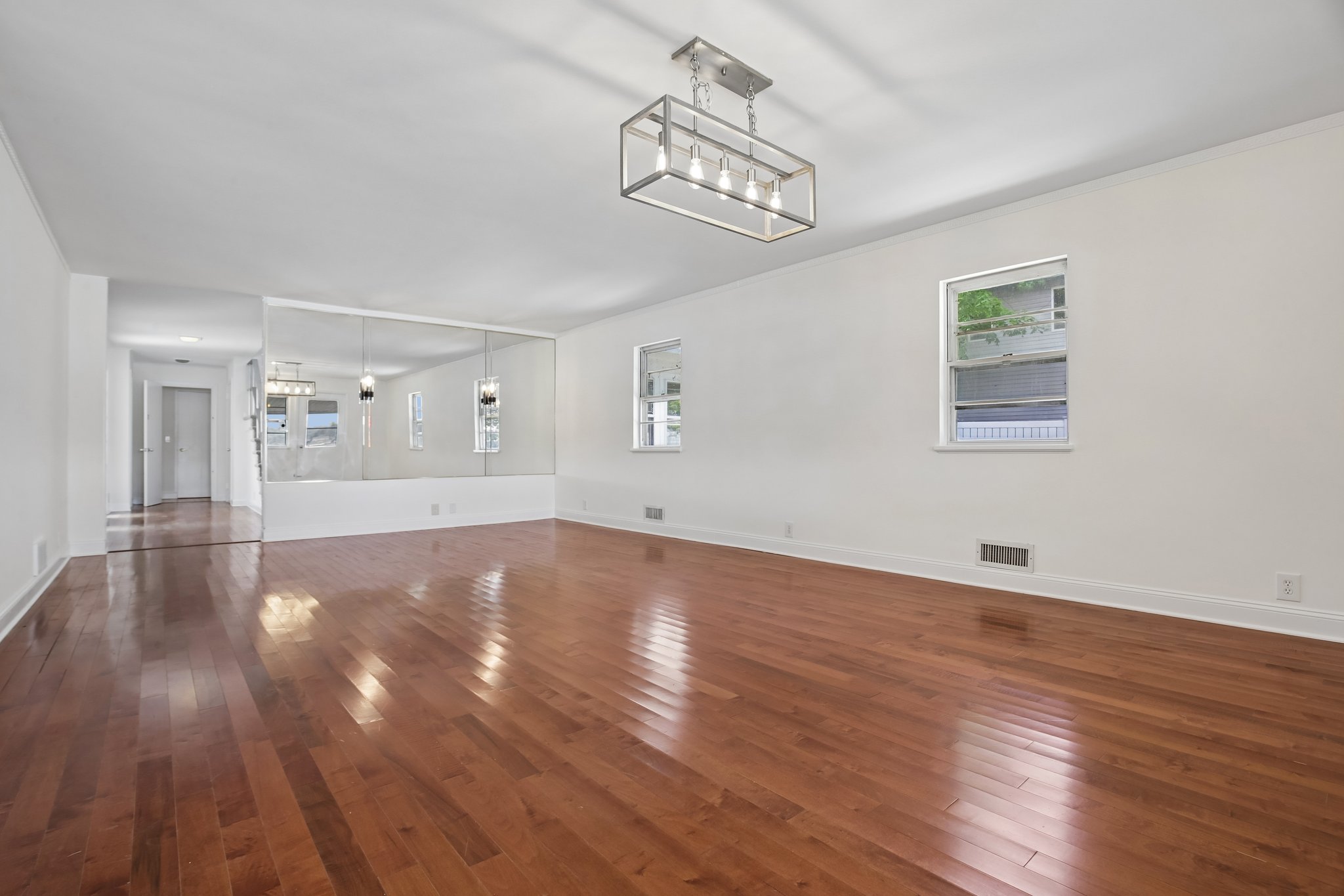  19 & 21 Lakeland Drive, Hopatcong, NJ 07843 - 物件實景