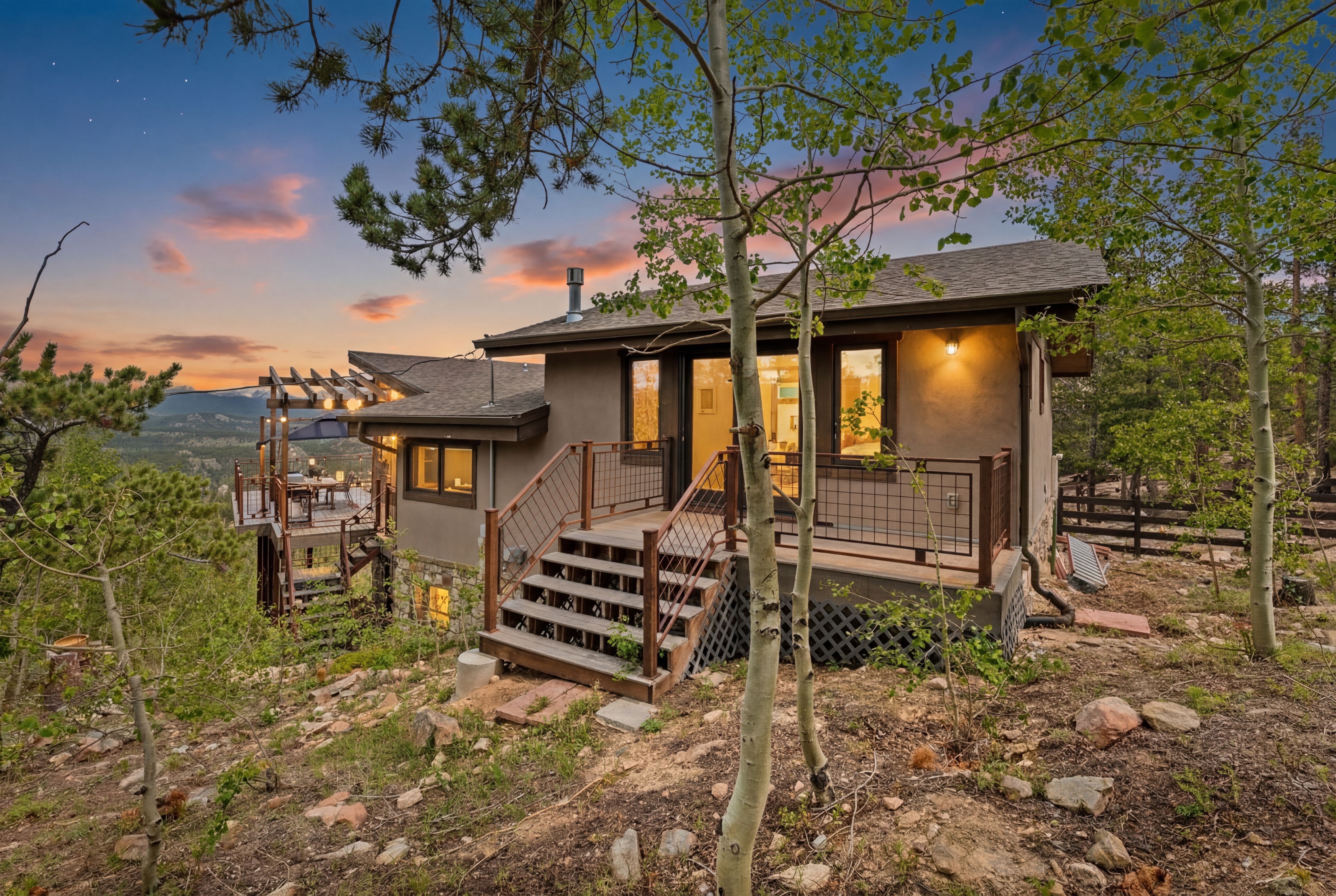  Custom Retreat with Unobstructed Views - 物件實景