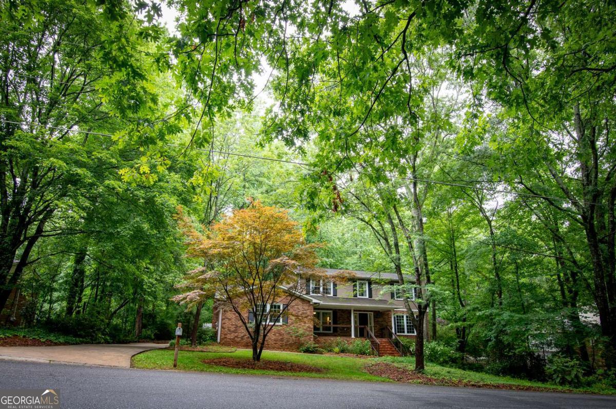 Athens, Georgia, 30605, United States, 4 Bedrooms Bedrooms, ,4 BathroomsBathrooms,Residential,For Sale,1840501