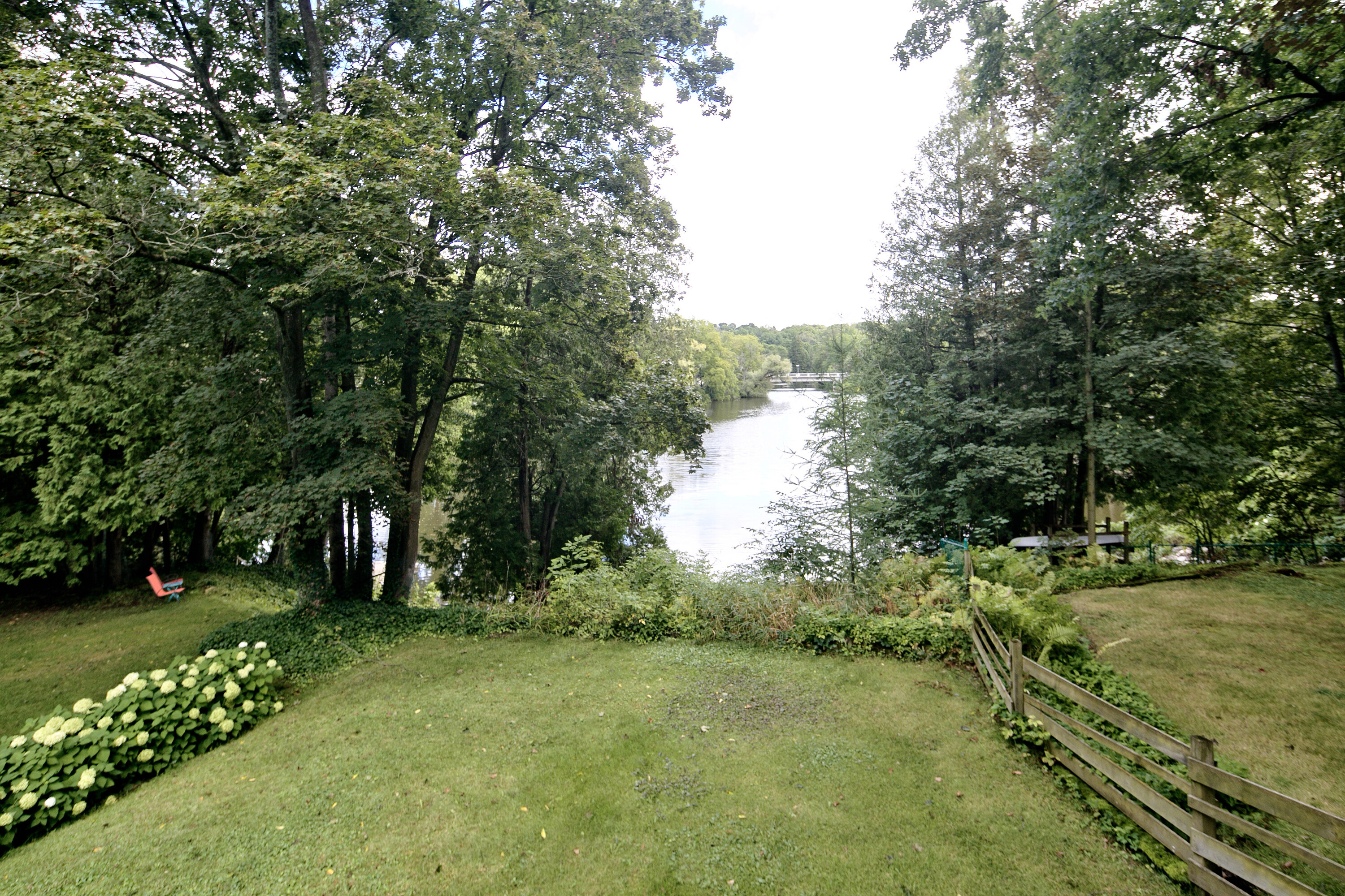  Picturesque Sydenham River - 物件實景