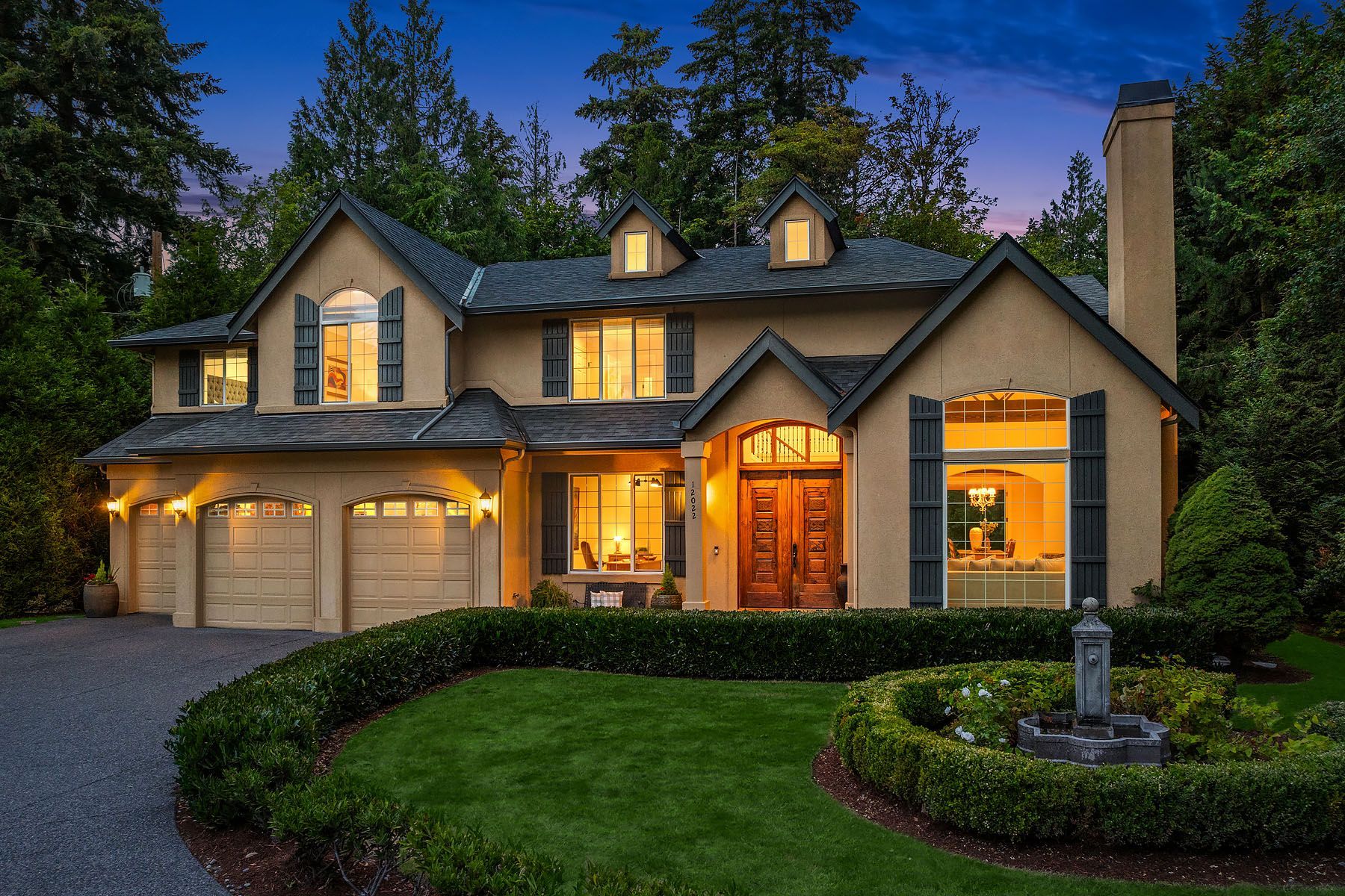  12022 NE 97th Street, Kirkland, WA 98033 - 物件實景