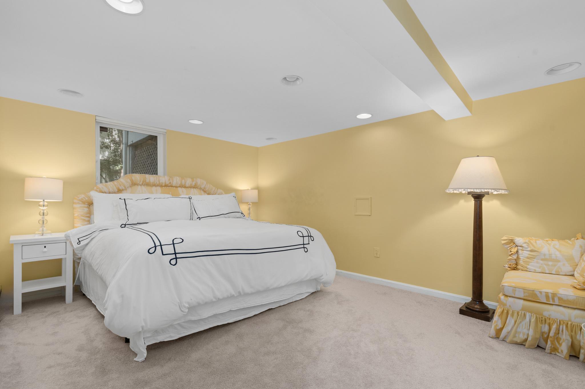  4310 Cathedral Avenue NW, Washington, DC, 20016 - 物件實景