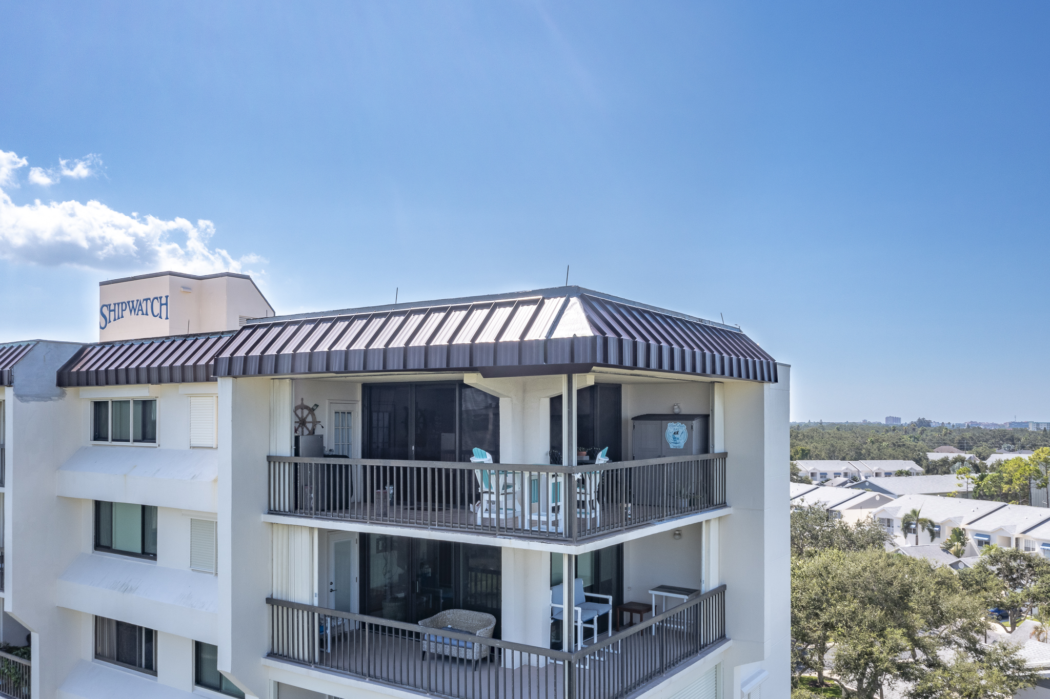 Largo, Florida, 33774, United States, 2 Bedrooms Bedrooms, ,2 BathroomsBathrooms,Residential,For Sale,1944819