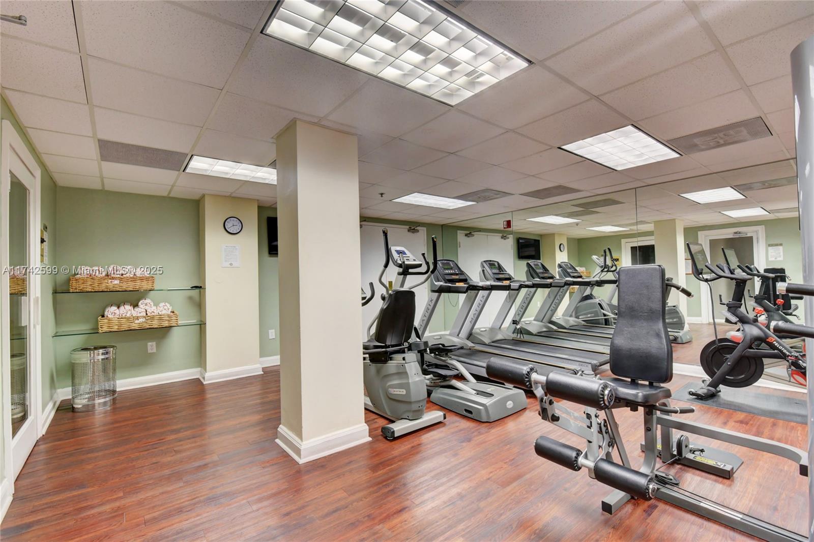 Miami, Florida, 33133, United States, 1 Bedroom Bedrooms, ,1 BathroomBathrooms,Residential,For Sale,1705108