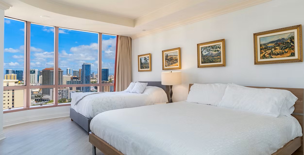 Honolulu, Hawaii, 96815, United States, 3 Bedrooms Bedrooms, ,3 BathroomsBathrooms,Residential,For Sale,1983935