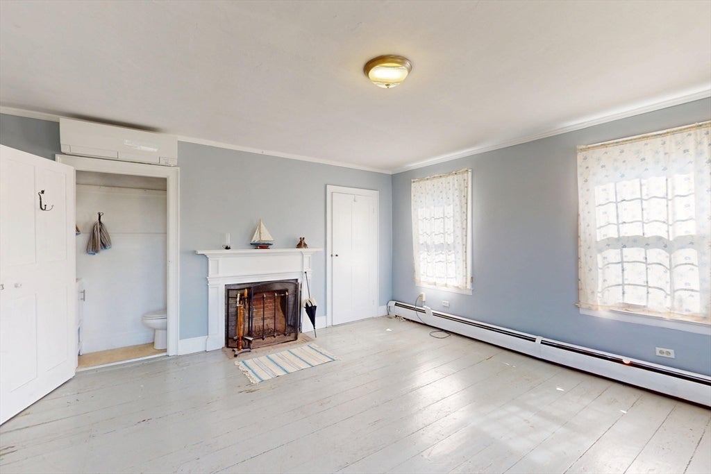 Northfield, Massachusetts, 01360, United States, 4 Bedrooms Bedrooms, ,2 BathroomsBathrooms,Residential,For Sale,1947195