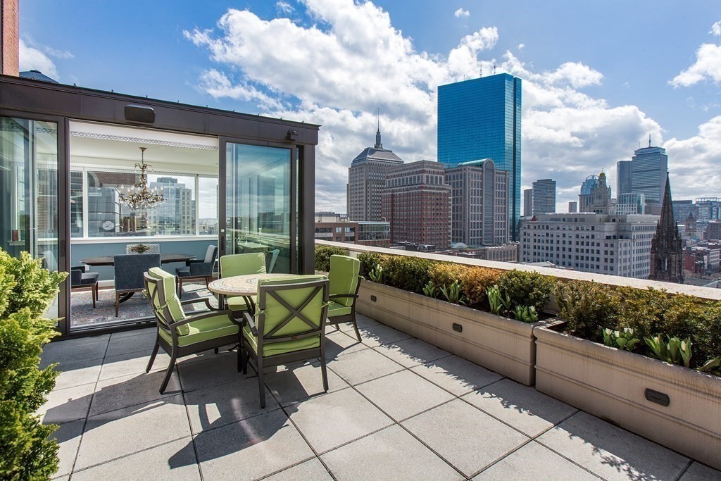 Boston, Massachusetts, 02116, United States, 3 Bedrooms Bedrooms, ,5 BathroomsBathrooms,Residential,For Sale,1941760