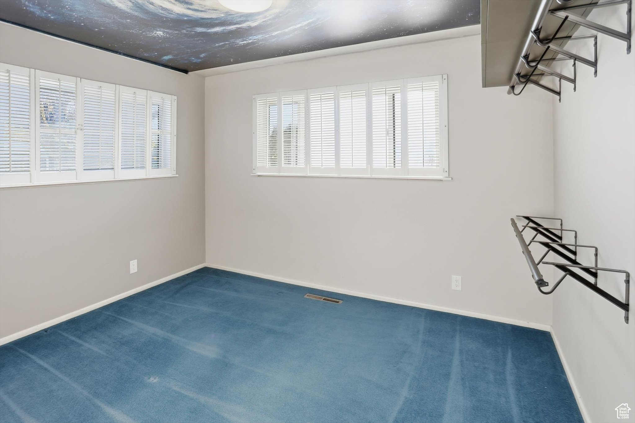 Logan, Utah, 84341, United States, 5 Bedrooms Bedrooms, ,1 BathroomBathrooms,Residential,For Sale,1983930