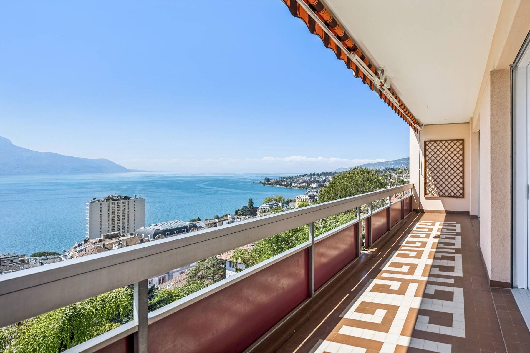  Panoramic view in the heart of Montreux - 物件實景