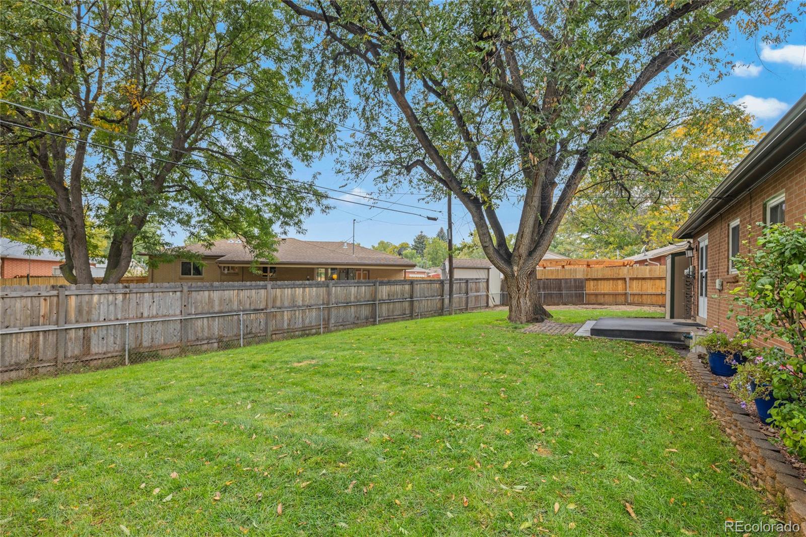 Arvada, Colorado, 80004, United States, 4 Bedrooms Bedrooms, ,2 BathroomsBathrooms,Residential,For Sale,1986117