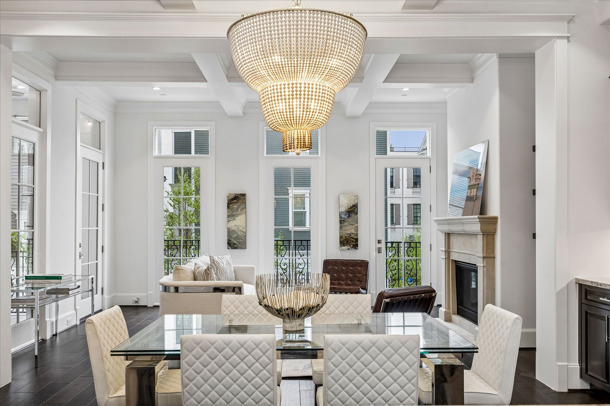  326 W 18th Street - 物件實景