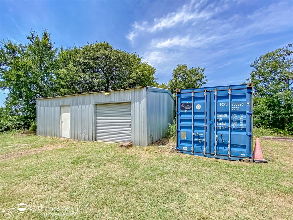 Clyde, Texas, 79510, United States, 3 Bedrooms Bedrooms, ,2 BathroomsBathrooms,Residential,For Sale,1898763
