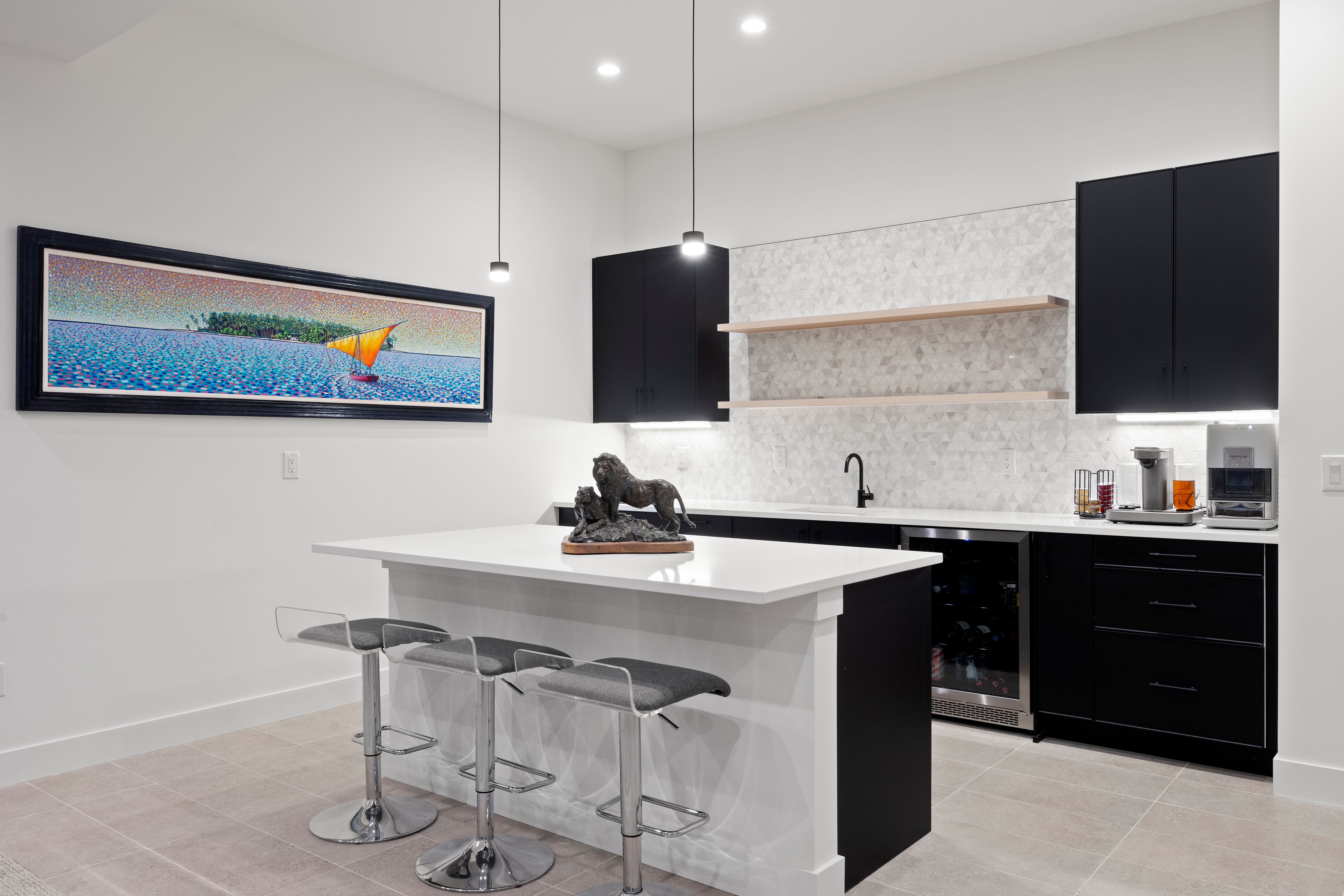  Stunning, Contemporary 5-Bedroom Cory Merrill Home - 物件實景