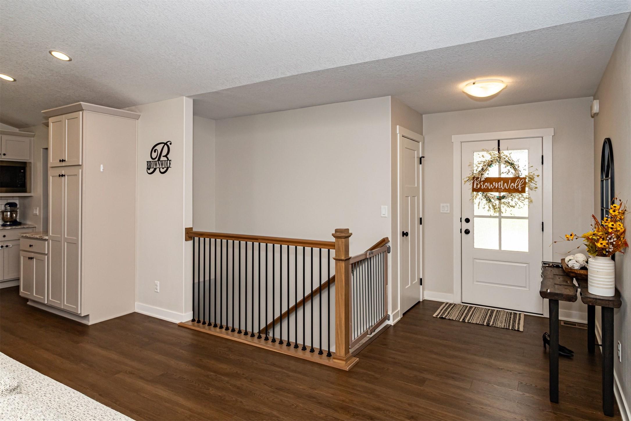 Huxley, Iowa, 50124, United States, 4 Bedrooms Bedrooms, ,3 BathroomsBathrooms,Residential,For Sale,1936905