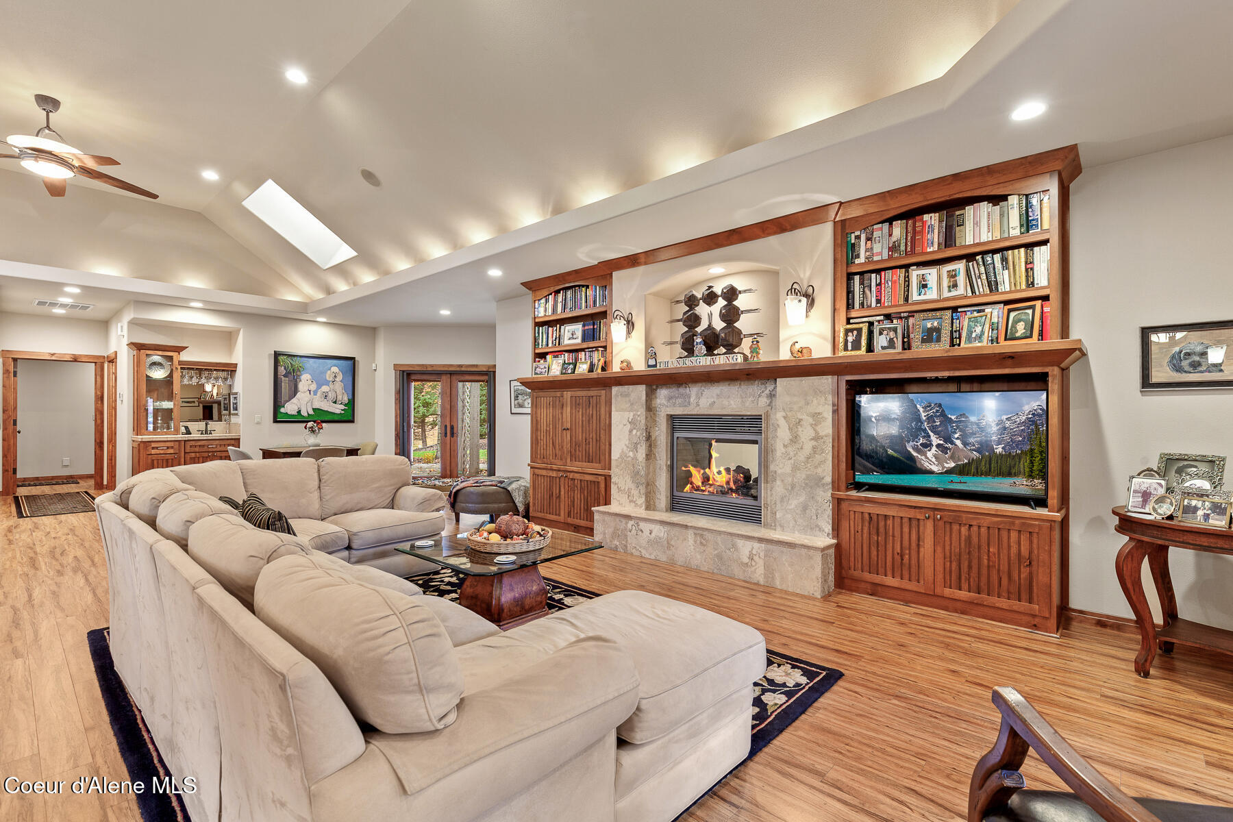 Hayden, Idaho, 83835, United States, 5 Bedrooms Bedrooms, ,4 BathroomsBathrooms,Residential,For Sale,1989952