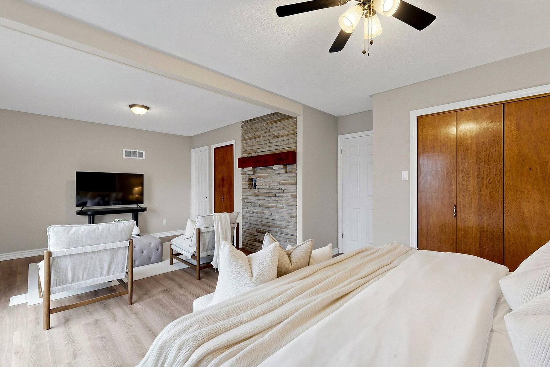  Innisfil, Central Ontario - 物件實景