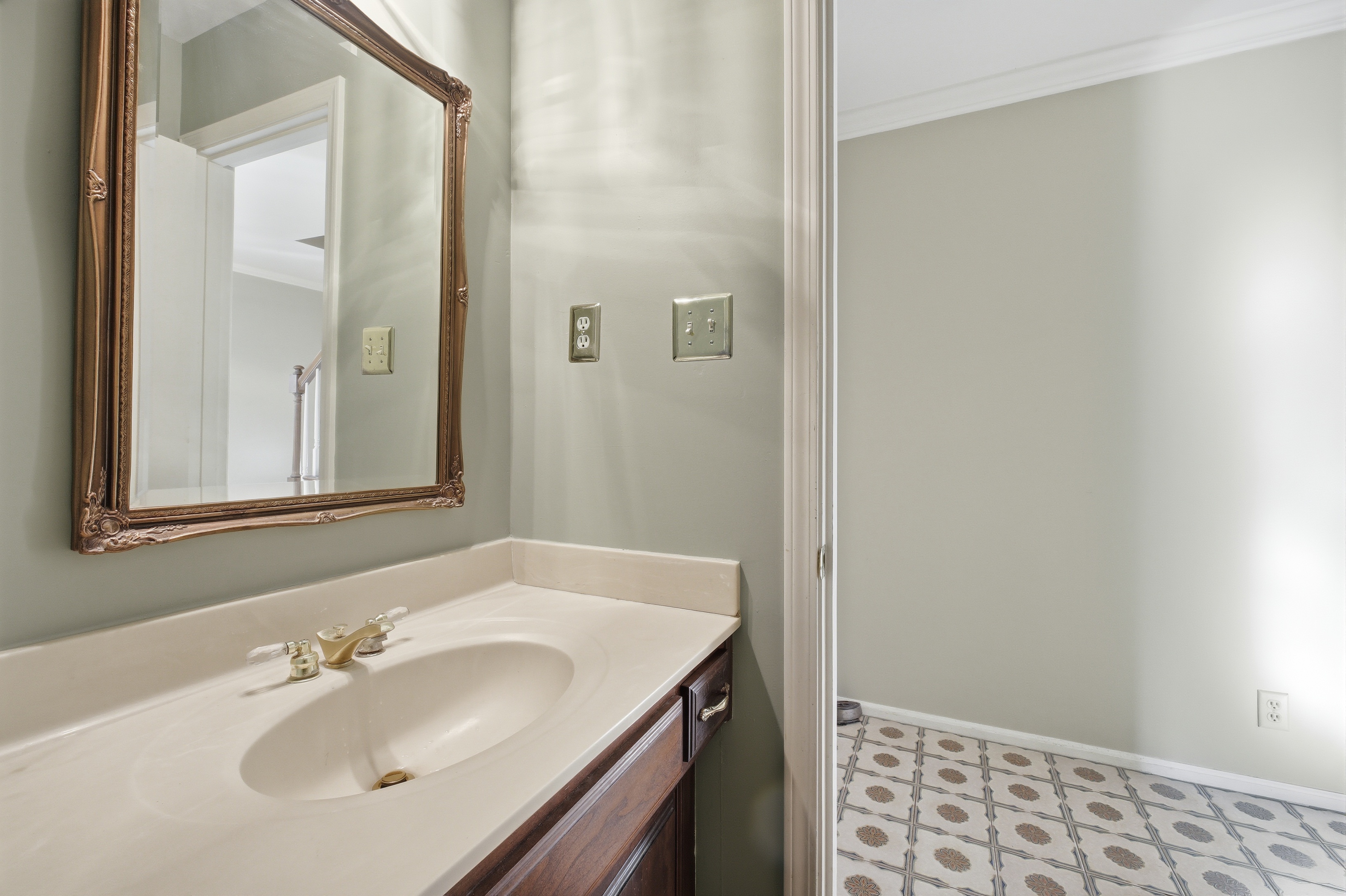  2324 Thornhill Road, Louisville, KY 40222 - 物件實景