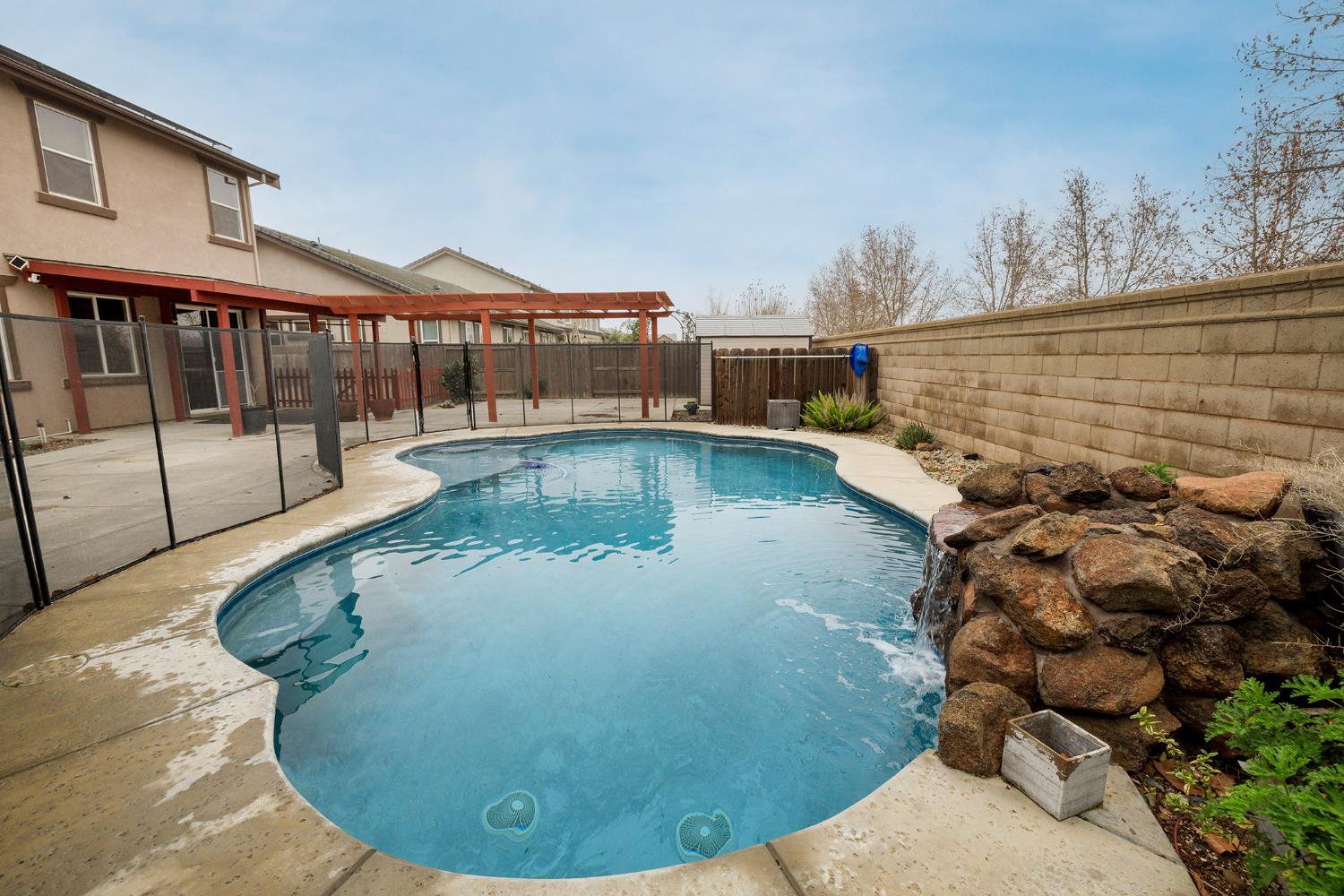 Newman, California, 95360, United States, 4 Bedrooms Bedrooms, ,3 BathroomsBathrooms,Residential,For Sale,2005168