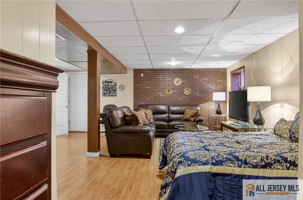 Old Bridge, New Jersey, 08857, United States, 3 Bedrooms Bedrooms, ,2 BathroomsBathrooms,Residential,For Sale,2003291