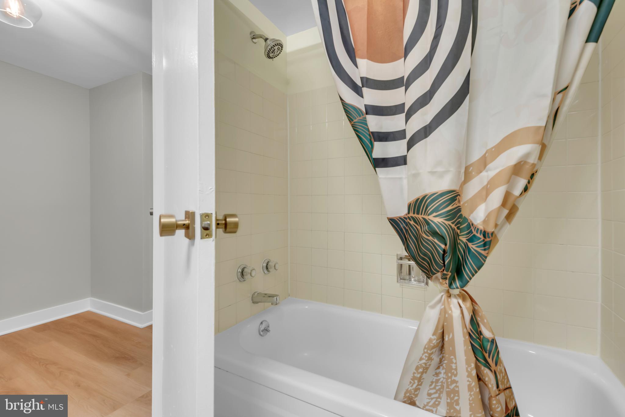 Washington, District of Columbia, 20024, United States, 3 Bedrooms Bedrooms, ,3 BathroomsBathrooms,Residential,For Sale,1943567