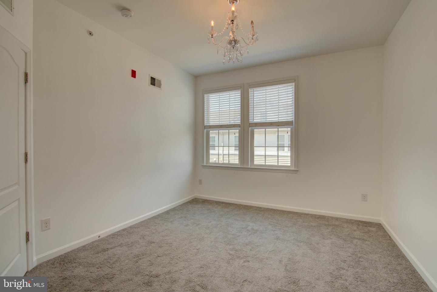 Aldie, Virginia, 20105, United States, 3 Bedrooms Bedrooms, ,3 BathroomsBathrooms,Residential,For Sale,1891094