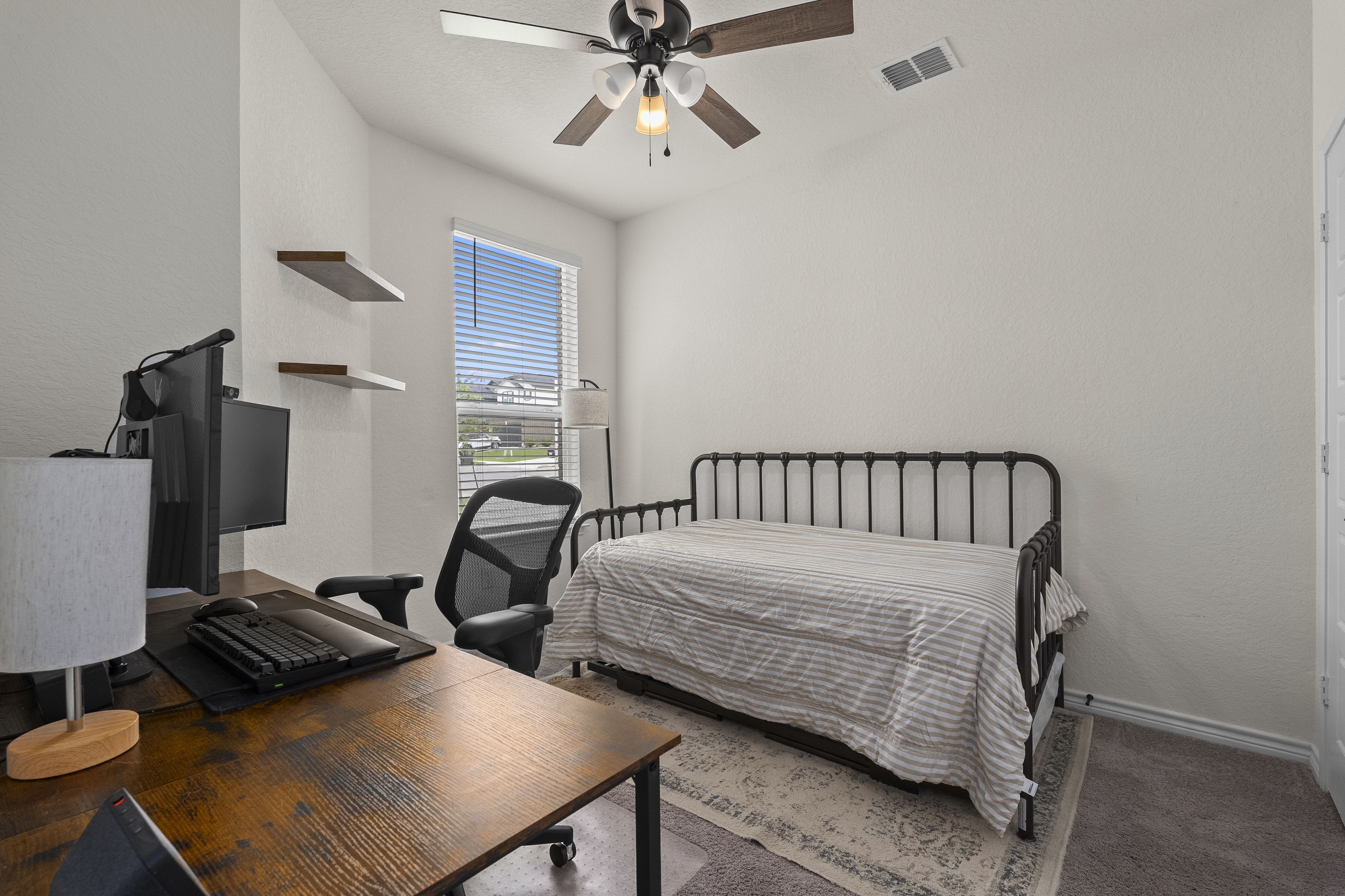  Modern Comfort with Timeless Appeal - 物件實景