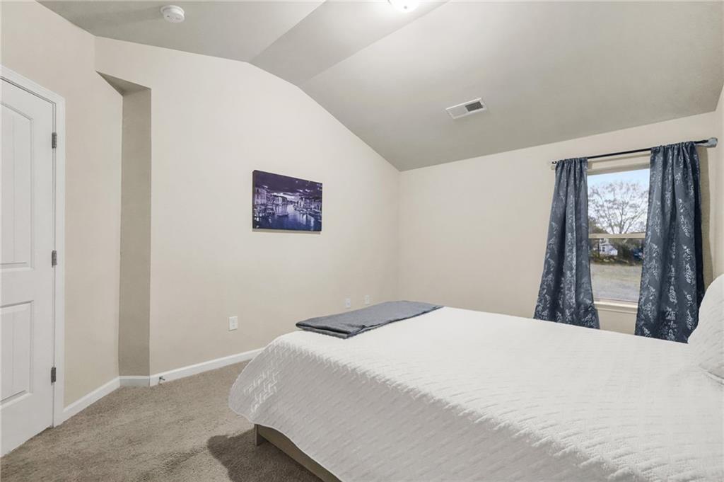 Fayetteville, Georgia, 30215, United States, 5 Bedrooms Bedrooms, ,3 BathroomsBathrooms,Residential,For Sale,2001550