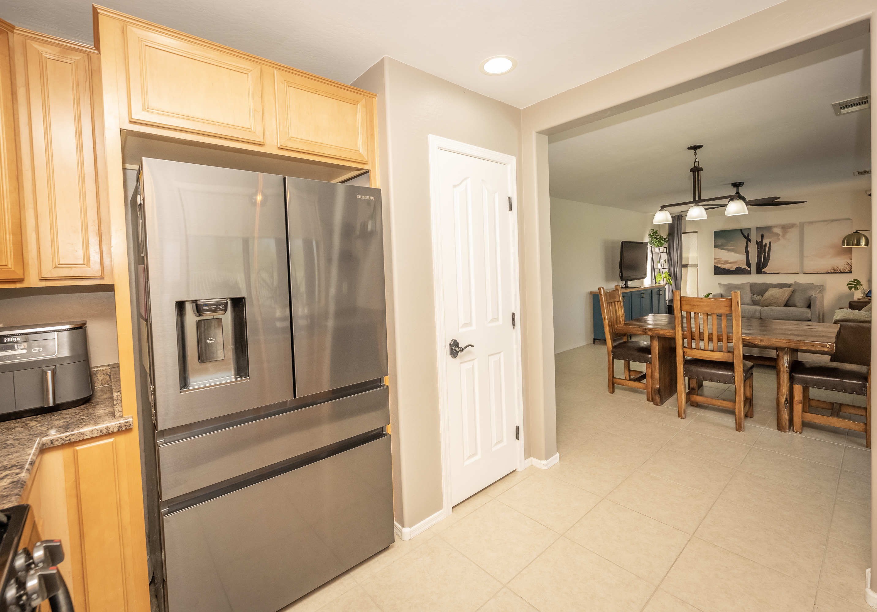 Phoenix, Arizona, 85085, United States, 4 Bedrooms Bedrooms, ,3 BathroomsBathrooms,Residential,For Sale,1869384
