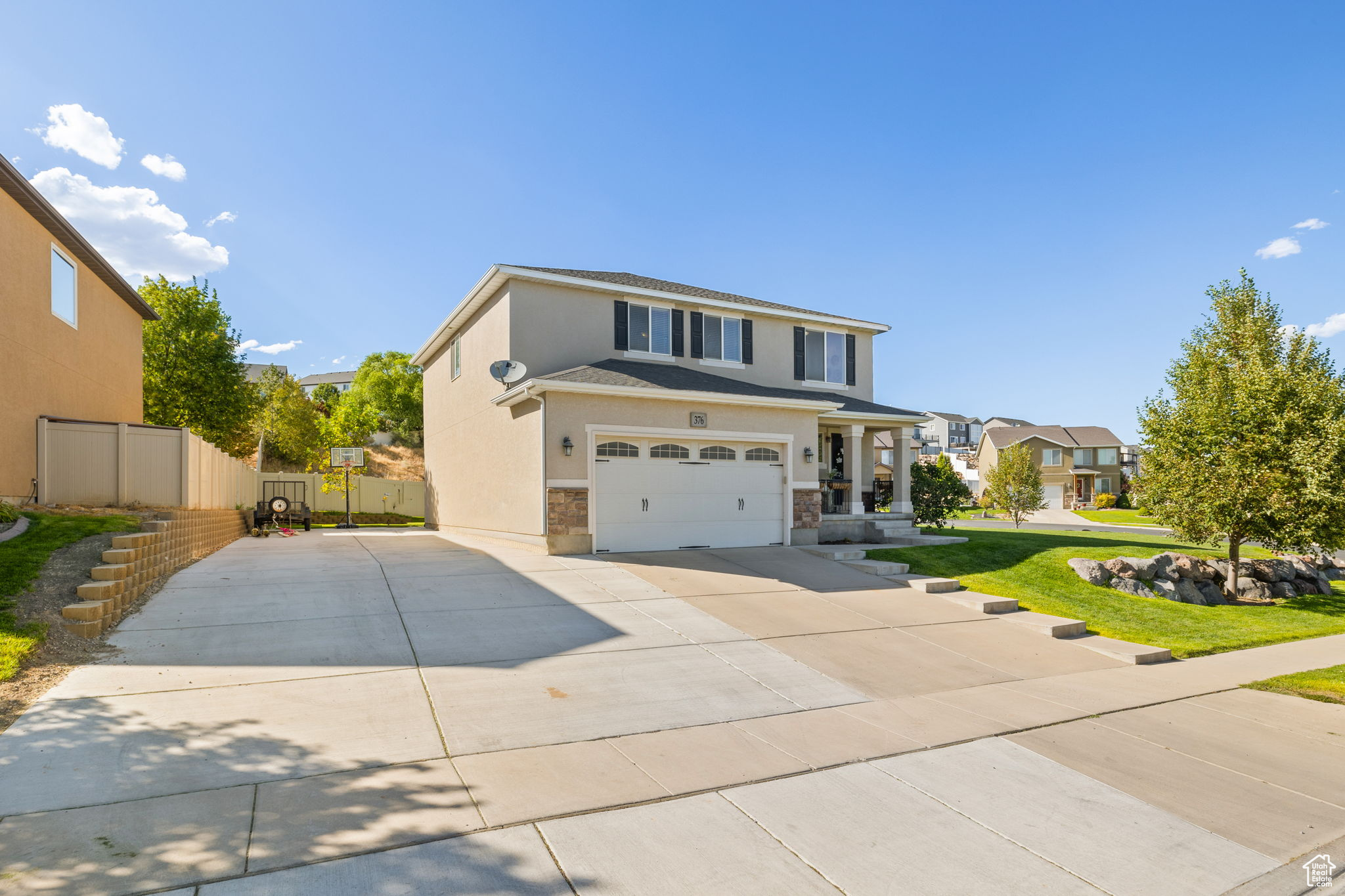 Saratoga Springs, Utah, 84045, United States, 4 Bedrooms Bedrooms, ,3 BathroomsBathrooms,Residential,For Sale,1906604