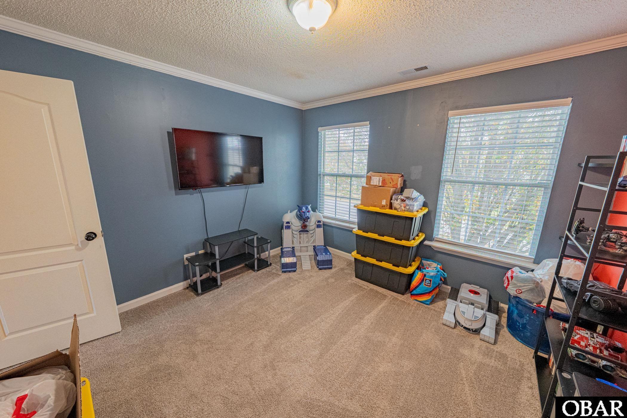 Moyock, North Carolina, 27958, United States, 6 Bedrooms Bedrooms, ,3 BathroomsBathrooms,Residential,For Sale,1997191