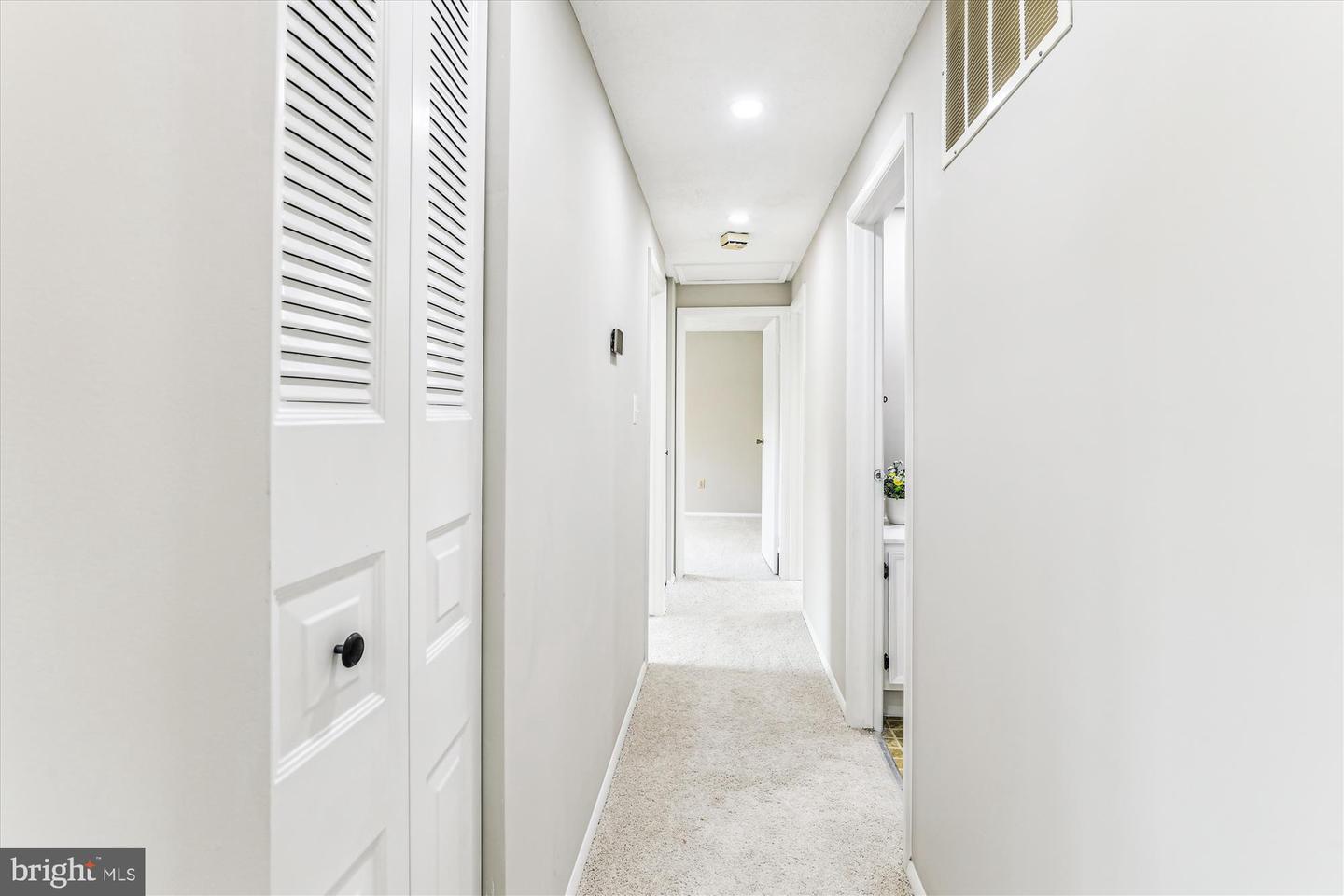 Alexandria, Virginia, 22306, United States, 3 Bedrooms Bedrooms, ,3 BathroomsBathrooms,Residential,For Sale,1902462