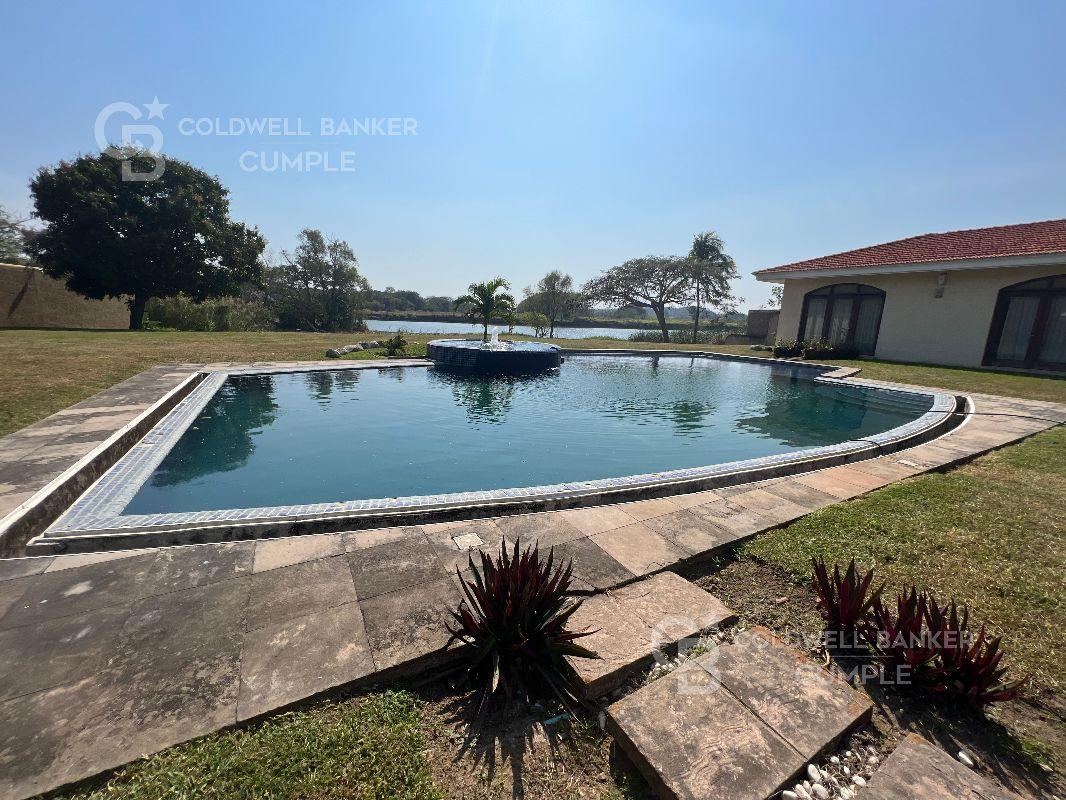 Carretera Playa de Vacas, Medellín de Bravo, Veracruz de Ignacio de la Llave, 94274, Mexico, 9 Bedrooms Bedrooms, ,12 BathroomsBathrooms,Residential,For Sale,Carretera Playa de Vacas,1622376