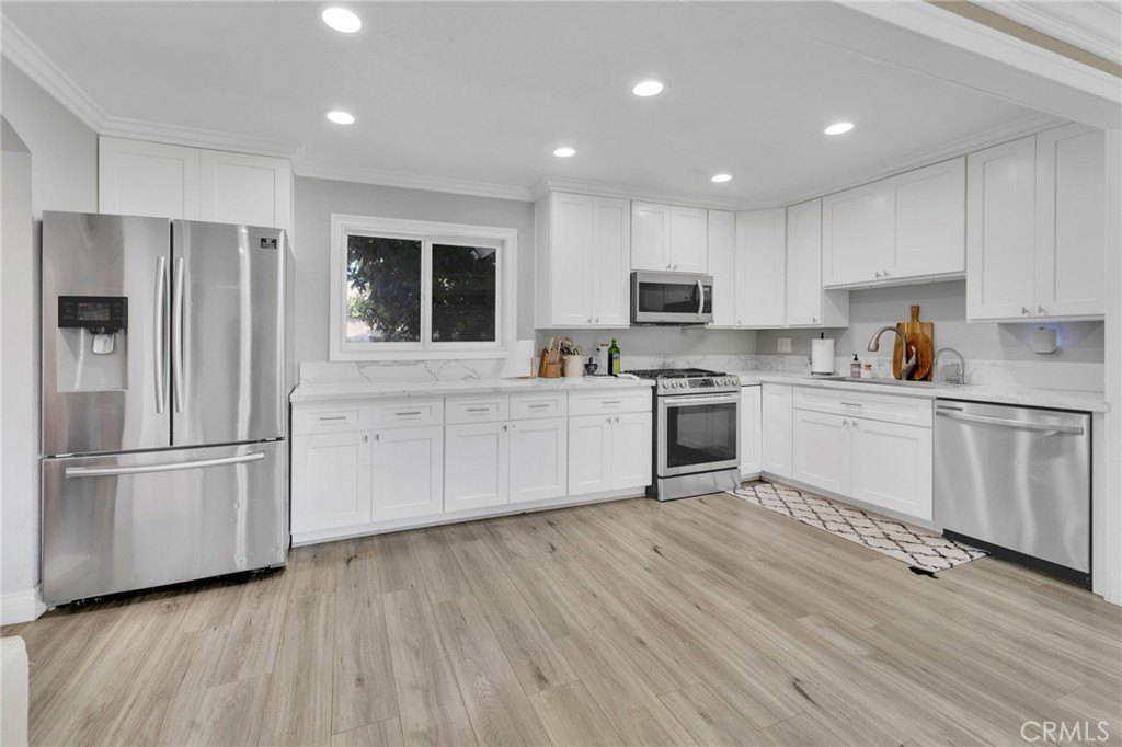 Glendora, California, 91741, United States, 3 Bedrooms Bedrooms, ,1 BathroomBathrooms,Residential,For Sale,1920323