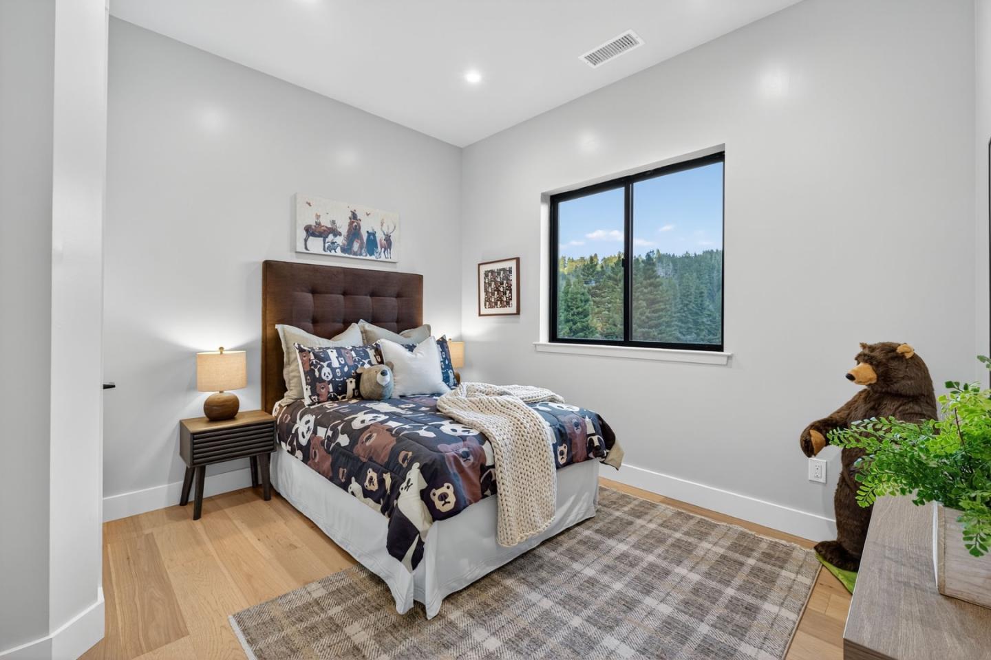 Boulder Creek, California, 95006, United States, 5 Bedrooms Bedrooms, ,4 BathroomsBathrooms,Residential,For Sale,1991450