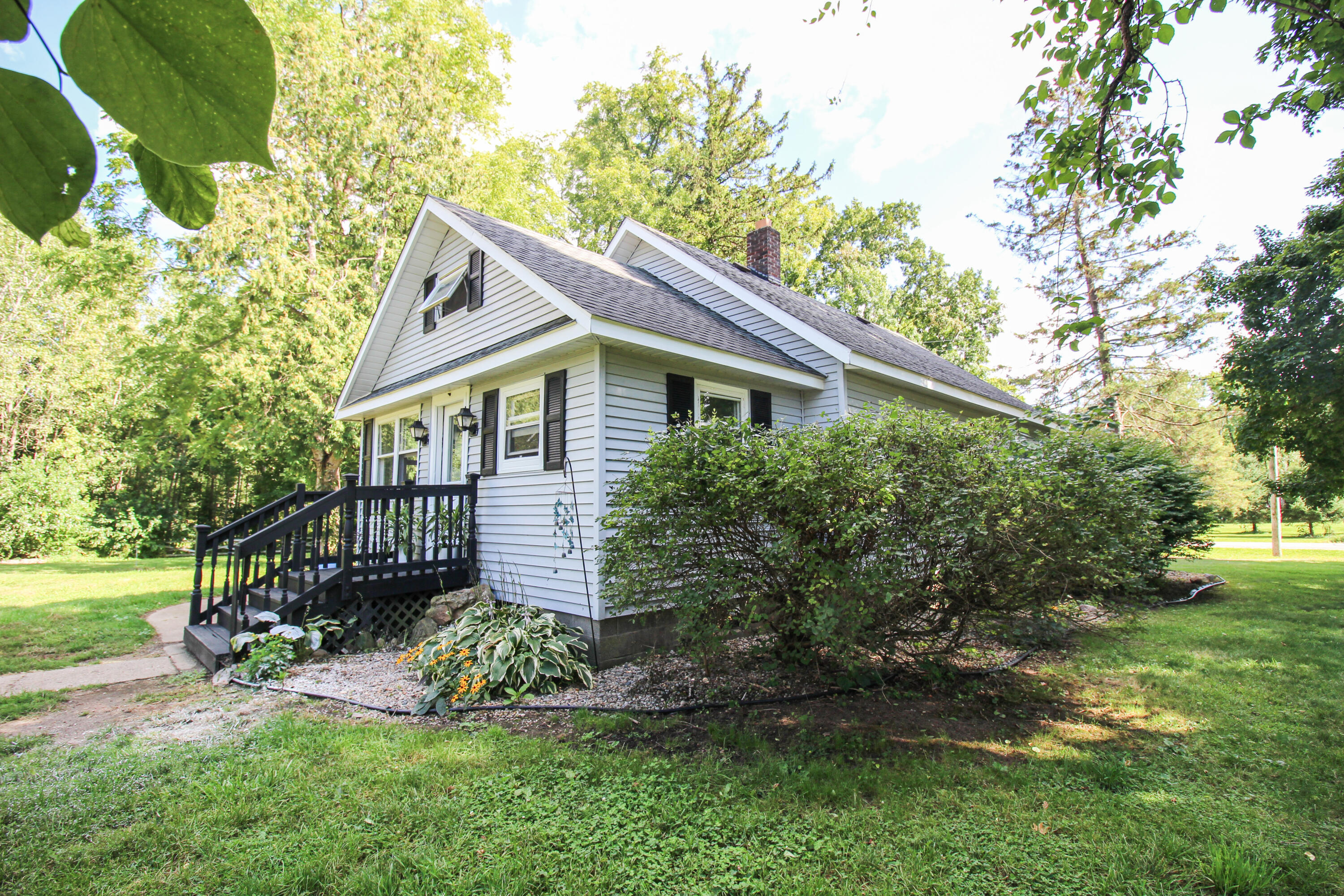 Three Rivers, Michigan, 49093, United States, 4 Bedrooms Bedrooms, ,1 BathroomBathrooms,Residential,For Sale,2006073