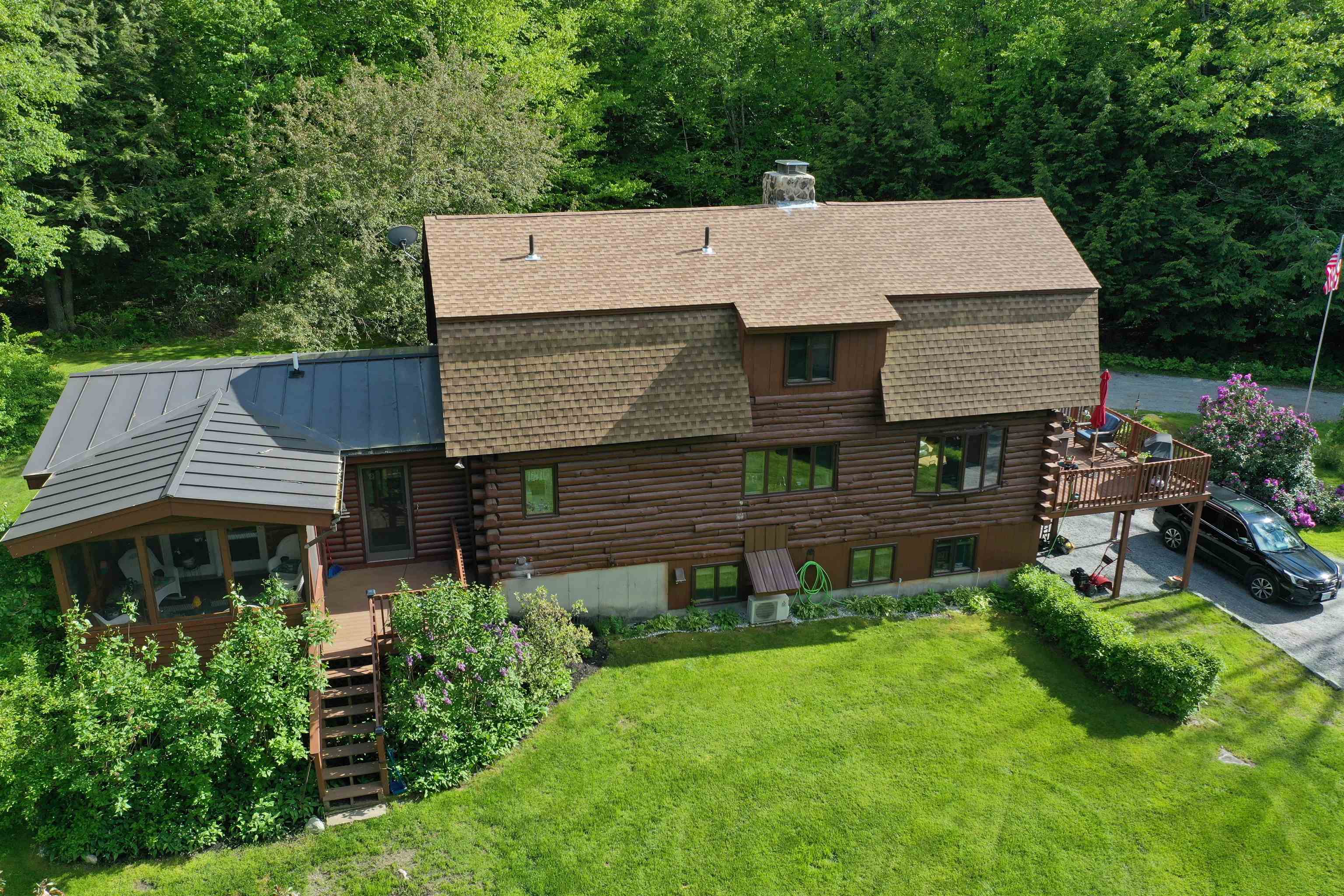 Newbury, New Hampshire, 03255, United States, 4 Bedrooms Bedrooms, ,3 BathroomsBathrooms,Residential,For Sale,1847308