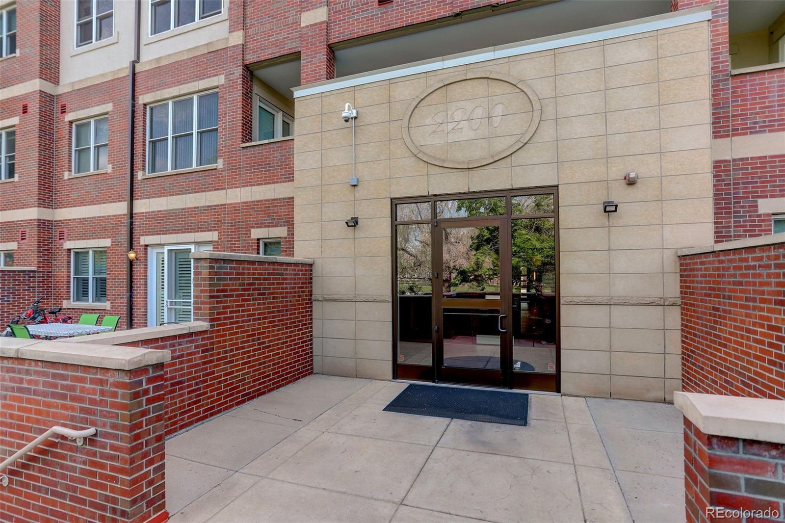 Denver, Colorado, 80210, United States, 2 Bedrooms Bedrooms, ,2 BathroomsBathrooms,Residential,For Sale,1805230