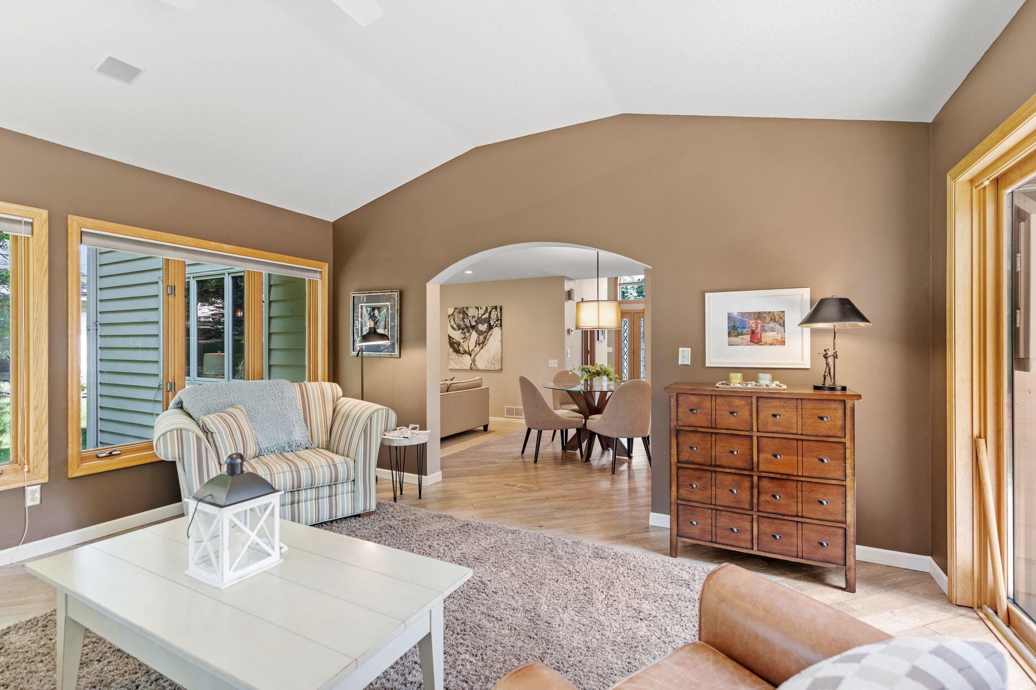 Eagan, Minnesota, 55123, United States, 4 Bedrooms Bedrooms, ,3 BathroomsBathrooms,Residential,For Sale,1905951