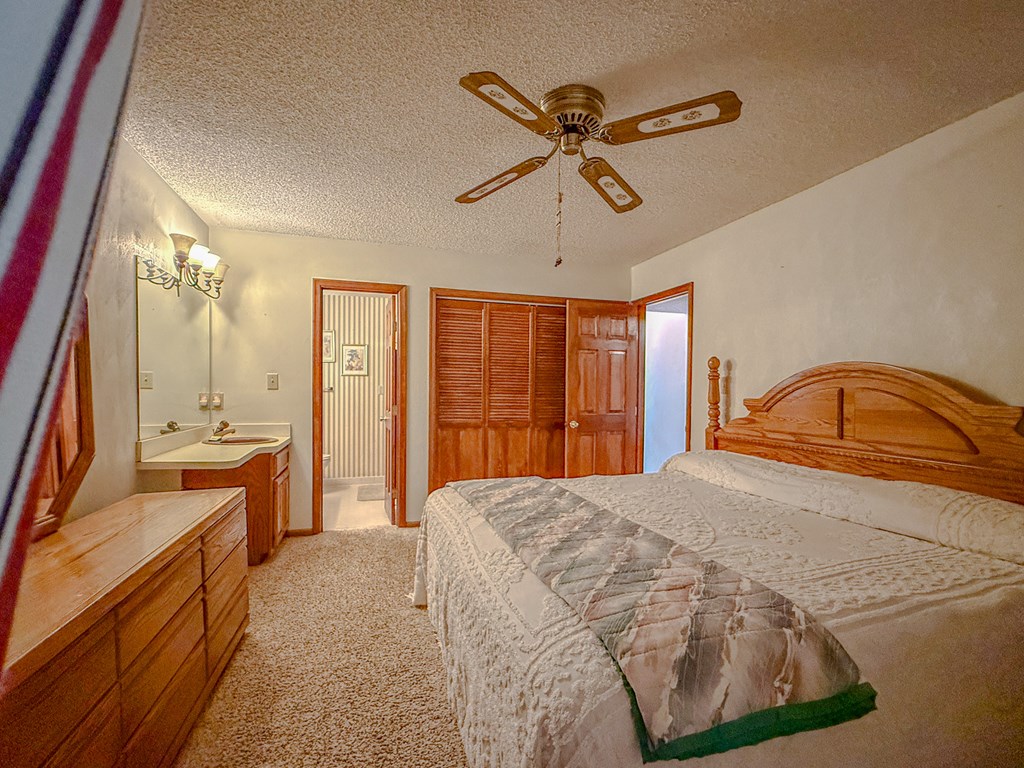 Machipongo, Virginia, 23405, United States, 3 Bedrooms Bedrooms, ,3 BathroomsBathrooms,Residential,For Sale,1796934