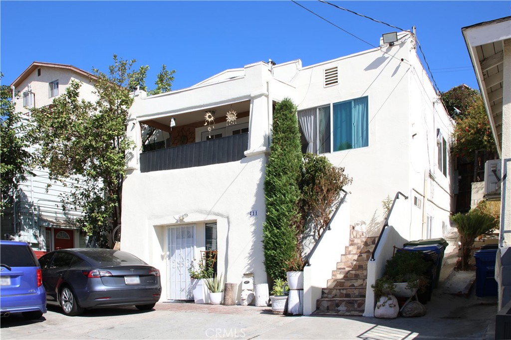Los Angeles, California, 90065, United States, 3 Bedrooms Bedrooms, ,1 BathroomBathrooms,Residential,For Sale,1869381