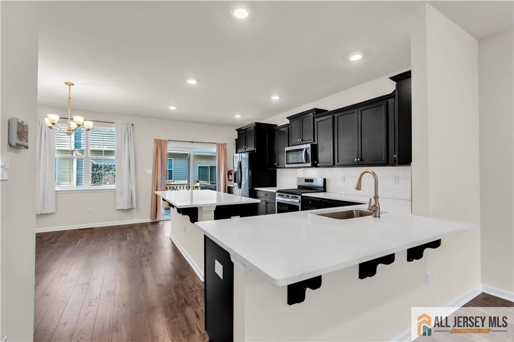 Jamesburg, New Jersey, 08831, United States, 3 Bedrooms Bedrooms, ,4 BathroomsBathrooms,Residential,For Sale,1987918