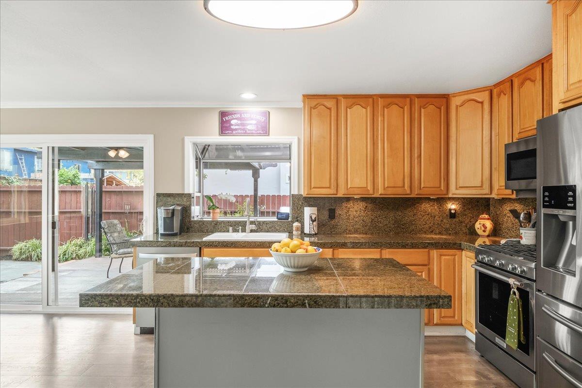 San Jose, California, 95119, United States, 5 Bedrooms Bedrooms, ,3 BathroomsBathrooms,Residential,For Sale,1991954